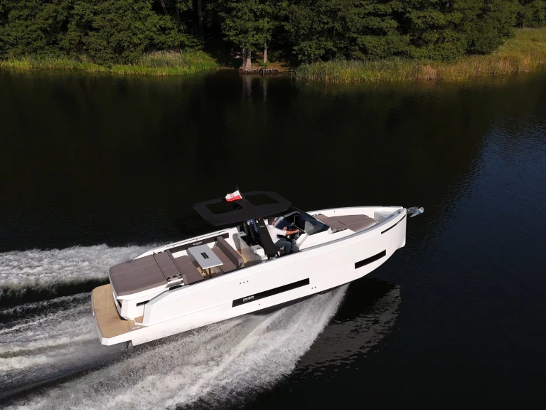 Alquiler de embarcaciones DE ANTONIO Yachts D32 Open  enPalma de Mallorca en Samboat