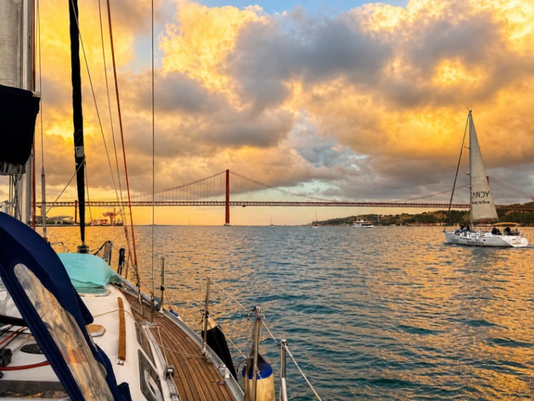 Velero para alquilar Lisboa al mejor precio