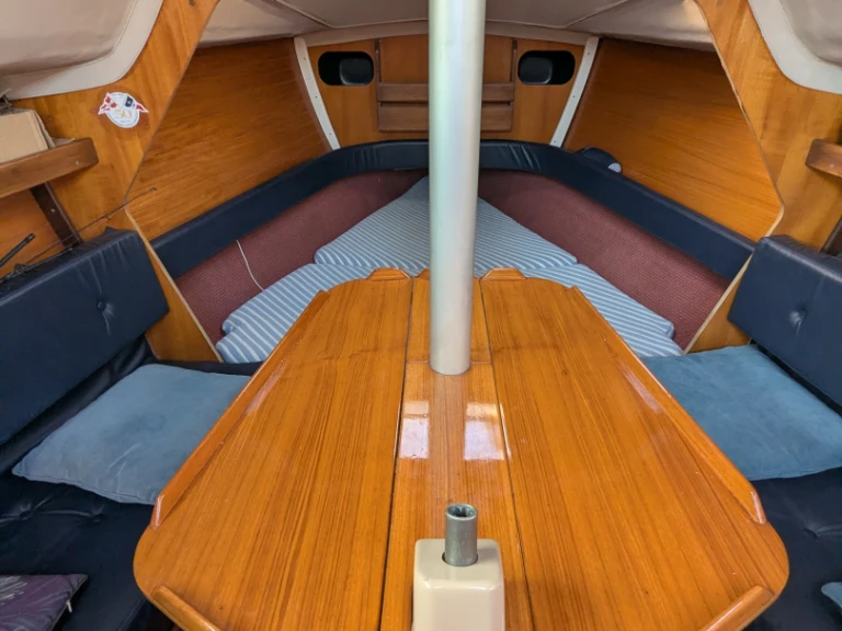 Alquiler de barcos Sciez barato de First 26 QR