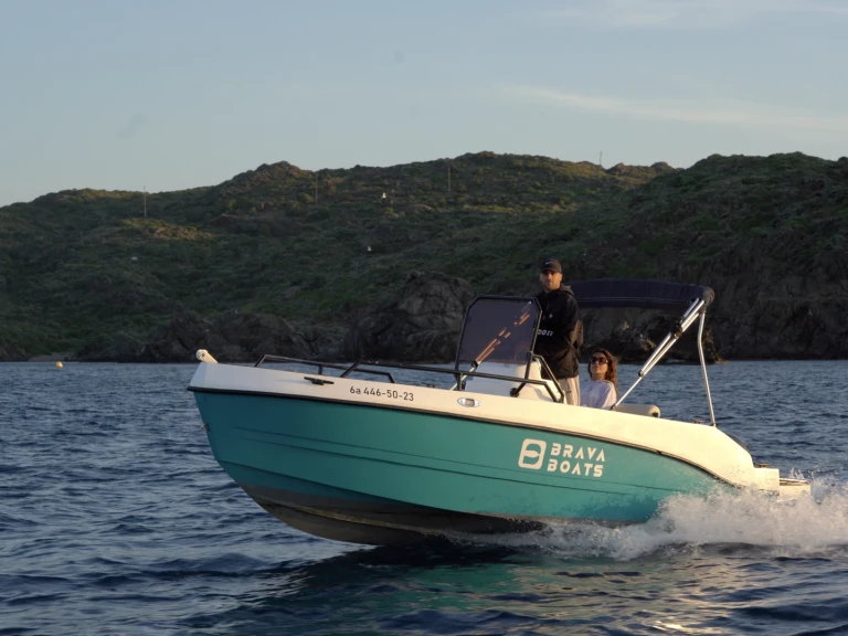 Alquiler de BravaBoats BF 470 en Roses