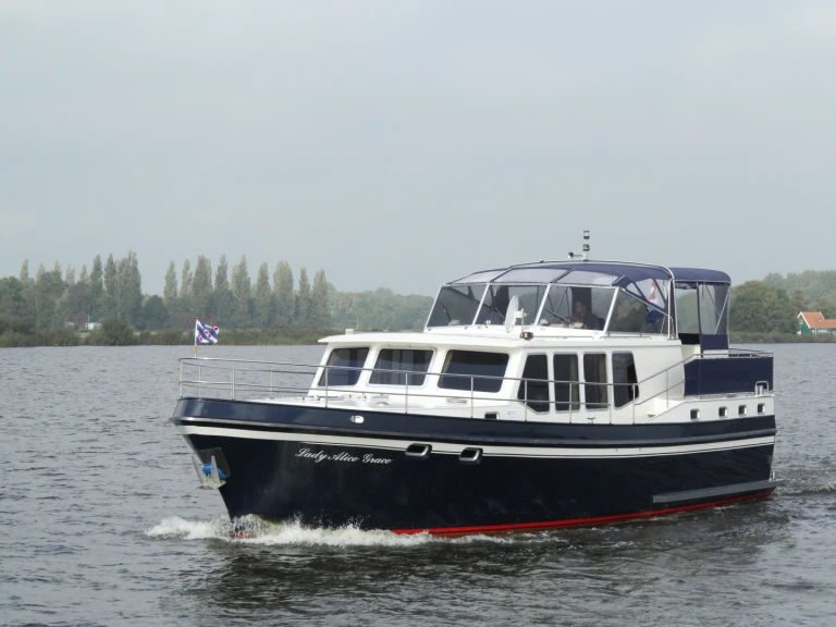 Alquiler de embarcaciones privateer 49 enGaastmeer en Samboat