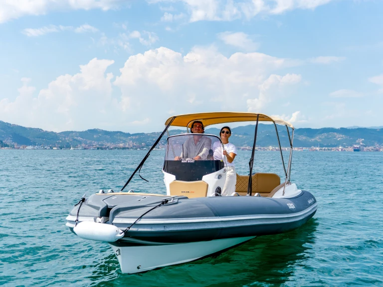 Alquiler de embarcaciones Salpa Salpa Soleil 20 enLa Spezia en Samboat