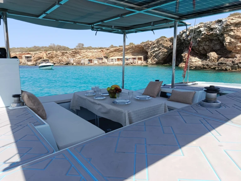 Alquiler Catamarán Multicap-Caraibes con o sin  título de navegación