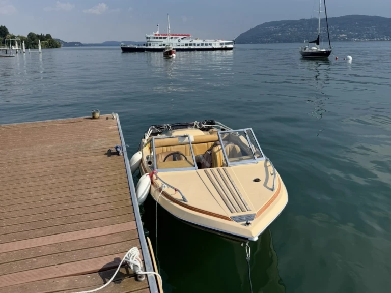 Alquiler de barcos Stresa barato de SSV 164