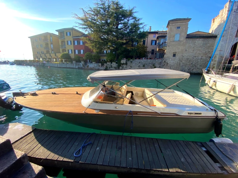 Ilver JUNIOR 22 de alquiler a Sirmione