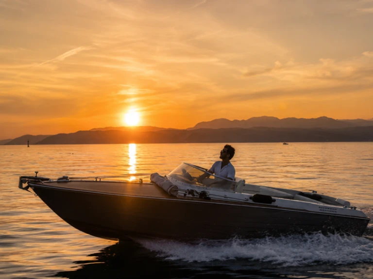 Alquiler Lancha en Sirmione - Ilver JUNIOR 22