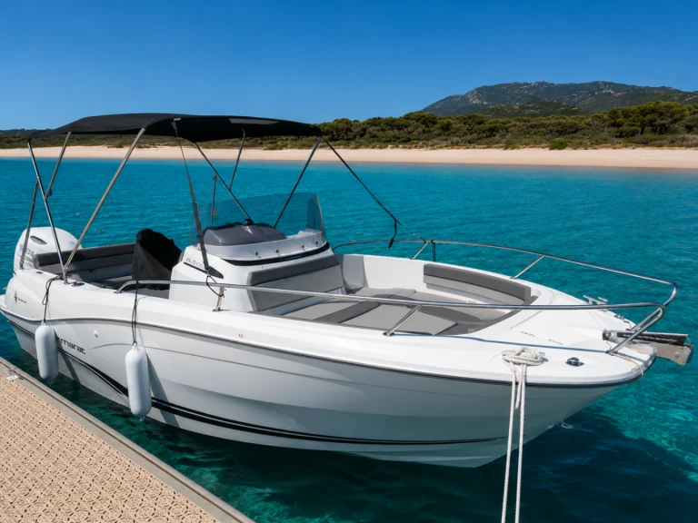 Jeanneau Cap Camarat 6.5 CC Serie 3 de alquiler a Porto-Vecchio