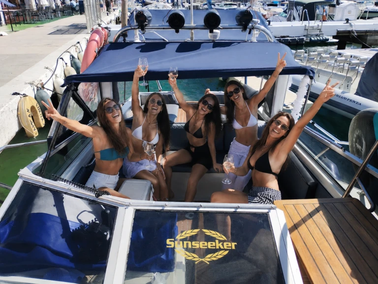 Alquiler de Sunseeker Portofino en Fuengirola