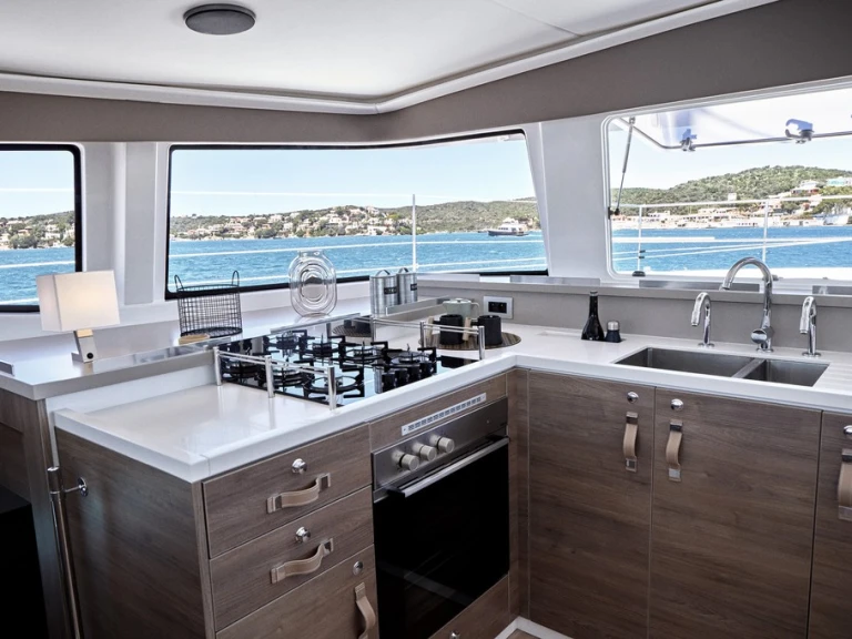 Alquiler de Catamarán, con o sin patrón Bali Ibiza (Ciudad)