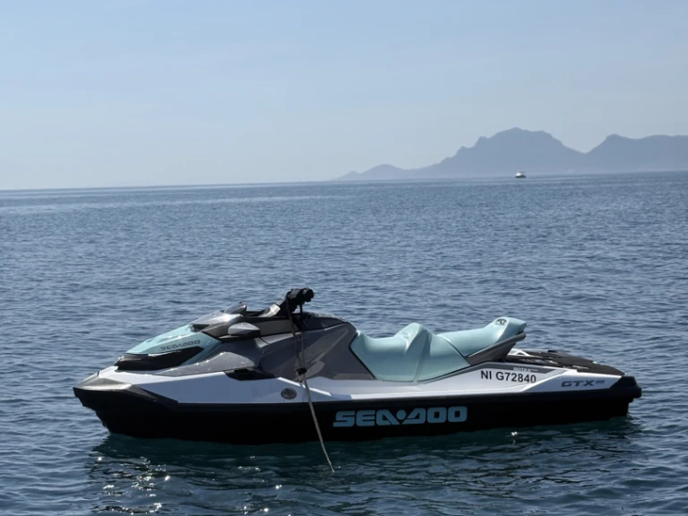 Moto de agua para alquilar Antibes al mejor precio