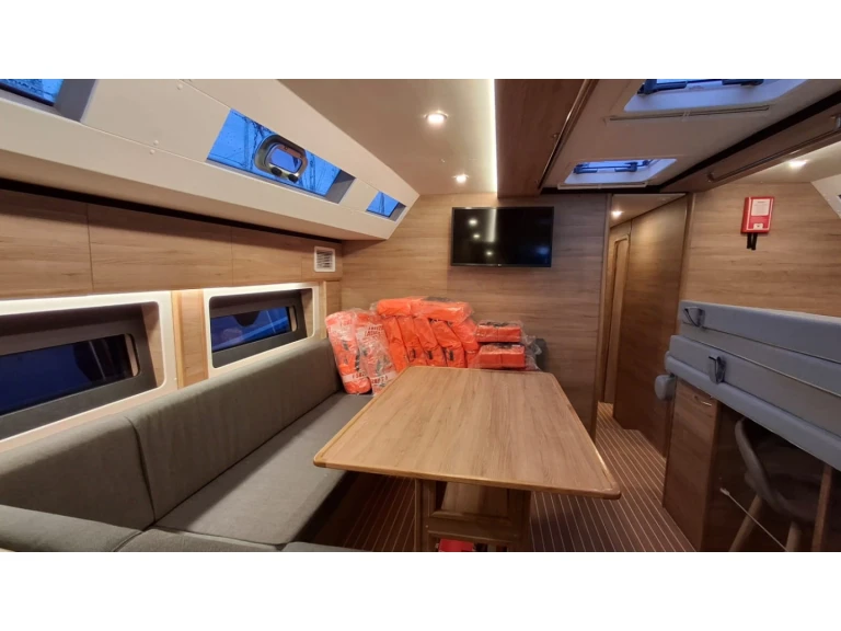 Alquiler de embarcaciones D&D Yacht D&D Kufner 57 enTrogir en Samboat
