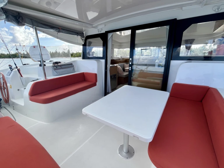 Catamarán para alquilar Papeete al mejor precio