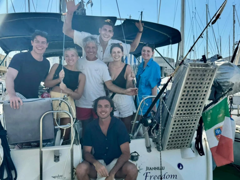Jeanneau Sun Odyssey 40 de alquiler a Marina Lido