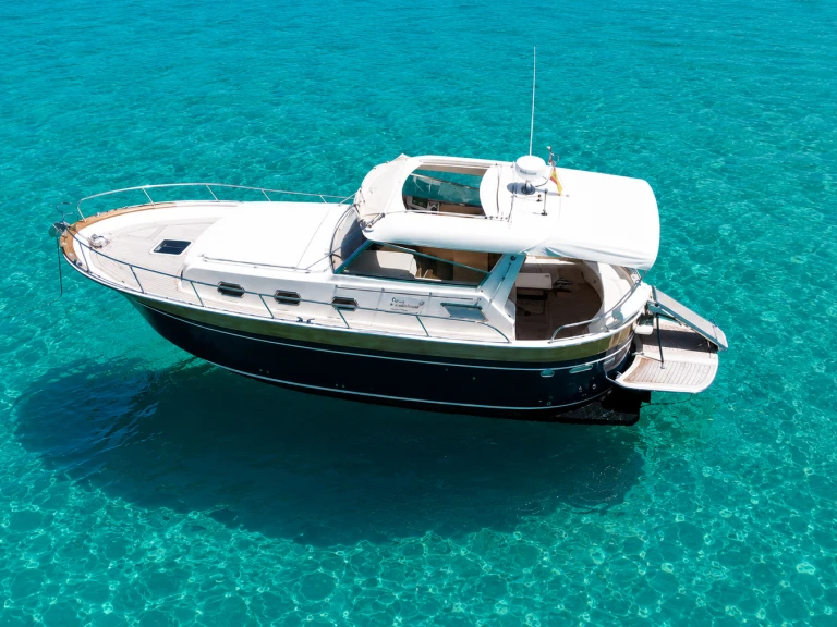 Alquiler Puerto de Mahón - Apreamare 100 comfort en SamBoat