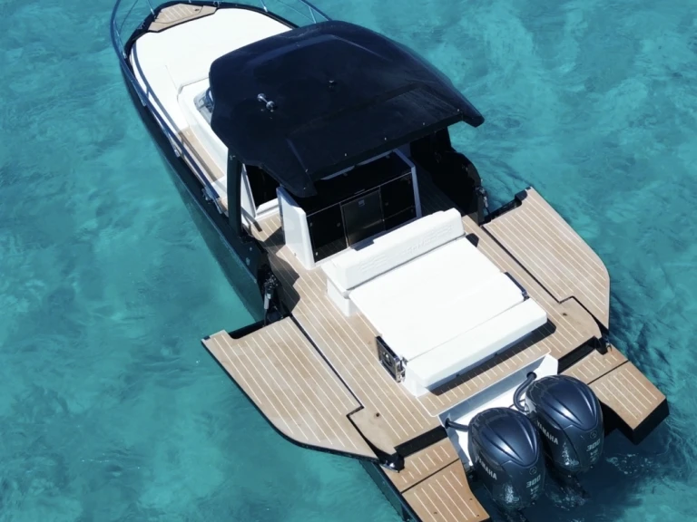 Idea Marine Idea 100 de alquiler a Porto Cervo