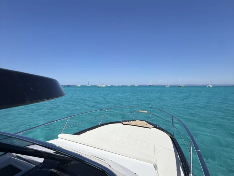 Alquiler de embarcaciones Idea Marine Idea 100 enPorto Cervo en Samboat