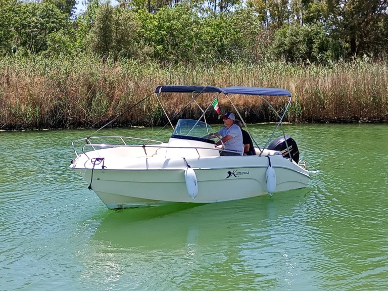 Kamarina 505 Open de alquiler a Siracusa