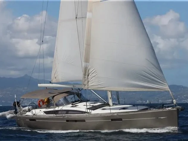 Alquiler de barcos Rodney Bay barato de Jeanneau 53