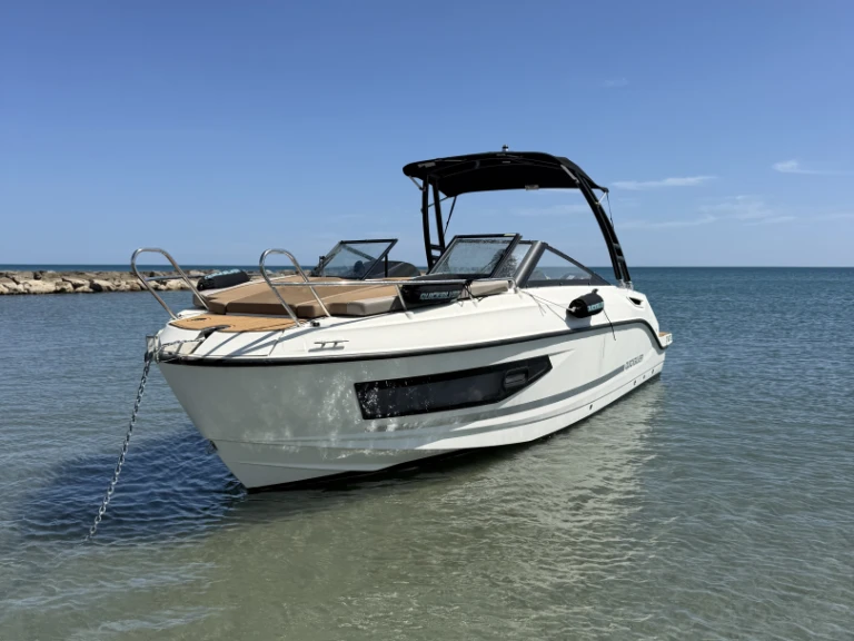 Lancha para alquilar Port-Camargue al mejor precio