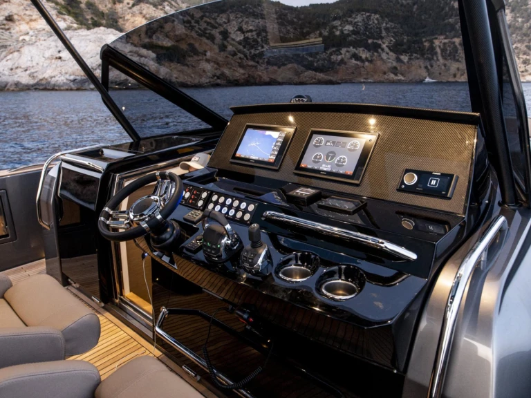 Alquiler de Pardo Yachts Pardo 50 en Mandelieu-la-Napoule