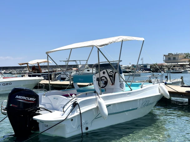 Alquiler de blumax 19 pro Blumax 19 Pro en Taormina