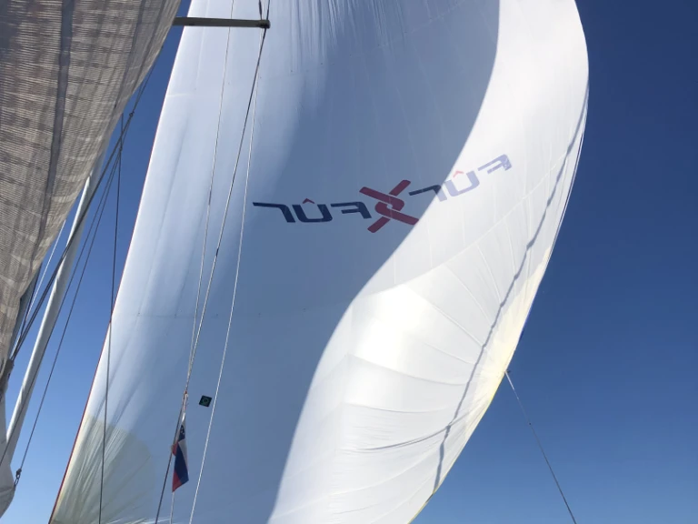 Velero para alquilar Grado al mejor precio
