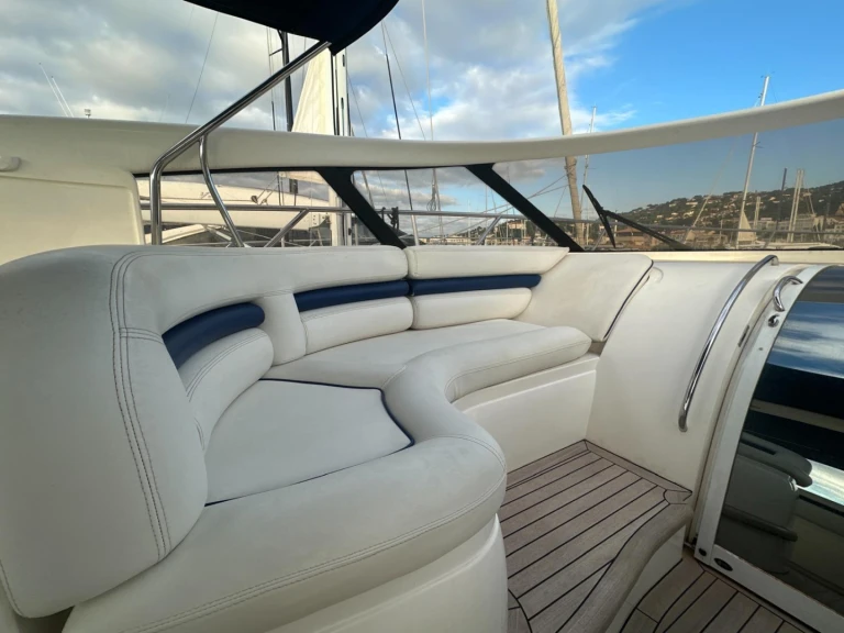 Alquiler de barcos Cannes barato de Princess V50