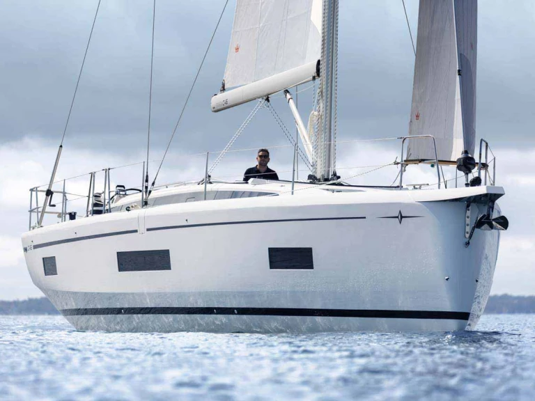 Bavaria Bavaria C46 de alquiler a Gouviá