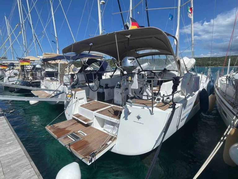 Velero para alquilar Palma de Mallorca al mejor precio