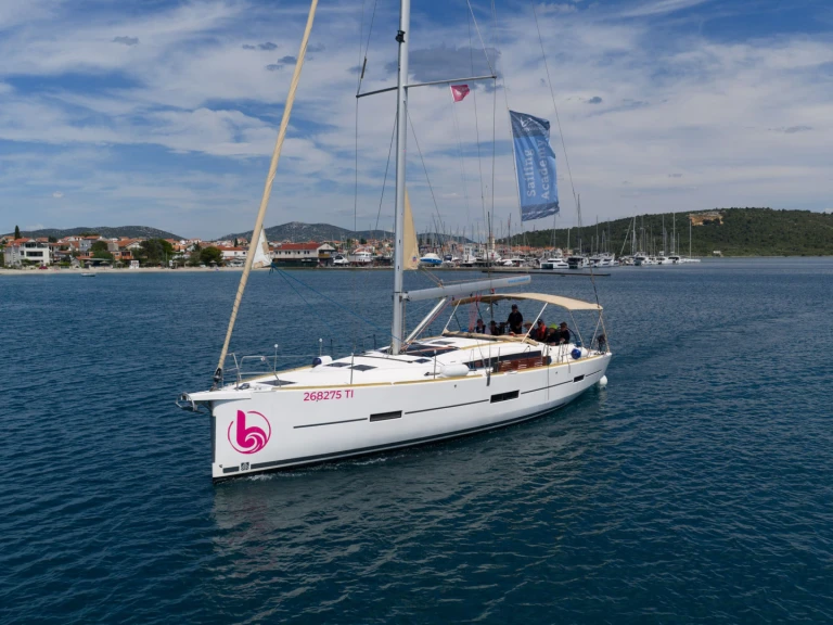 Dufour Dufour 460 Grand Large de alquiler a Pirovac