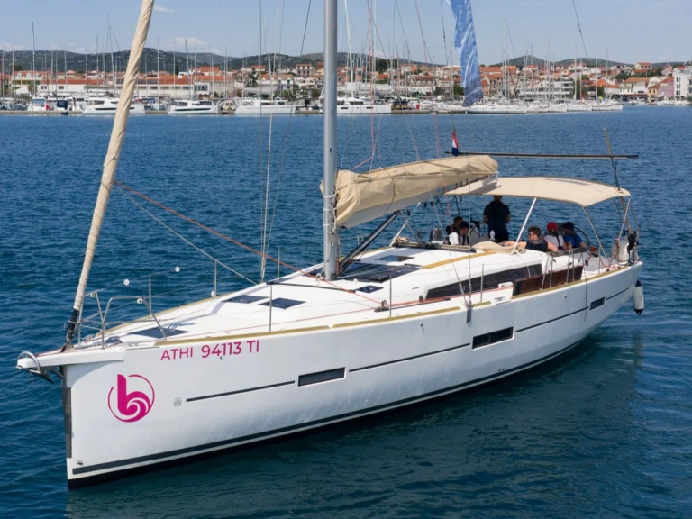 Alquiler de barcos Pirovac barato de Dufour 460 Grand Large