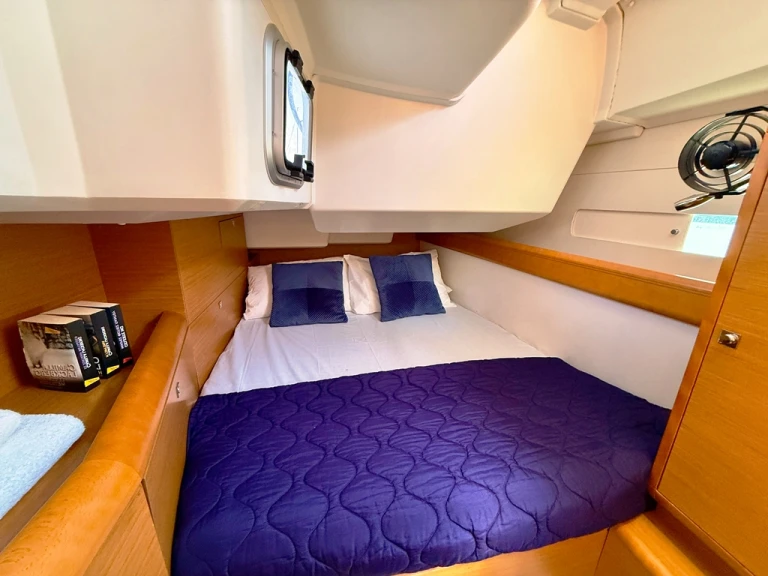 Alquiler de barcos Nidrí barato de Sun Odyssey 469