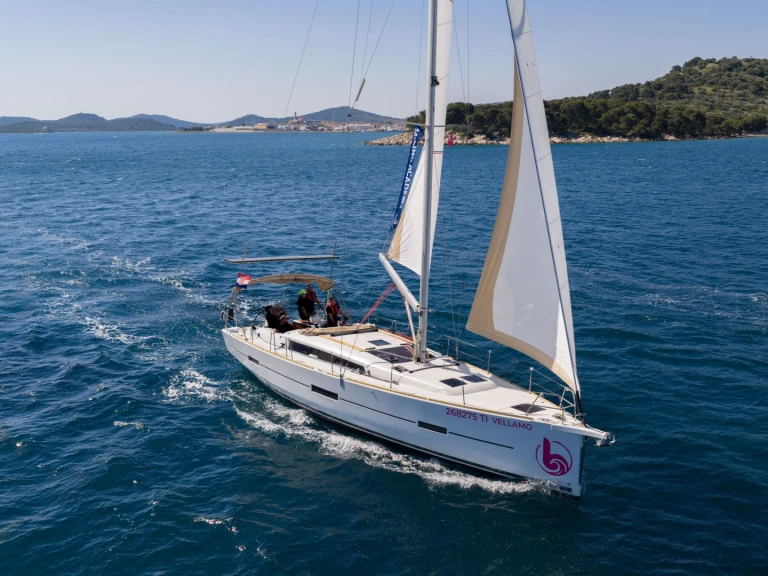 Alquiler de embarcaciones Dufour Dufour 460 Grand Large enPirovac en Samboat