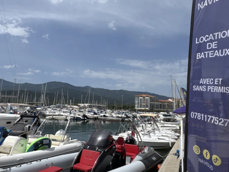 Alquiler de embarcaciones Prua al vento THOR 8.0 enArgelès-sur-Mer en Samboat