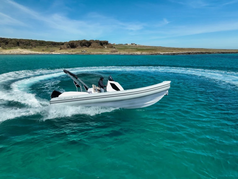 Alquiler de barcos Pula barato de Italboats Predator 700