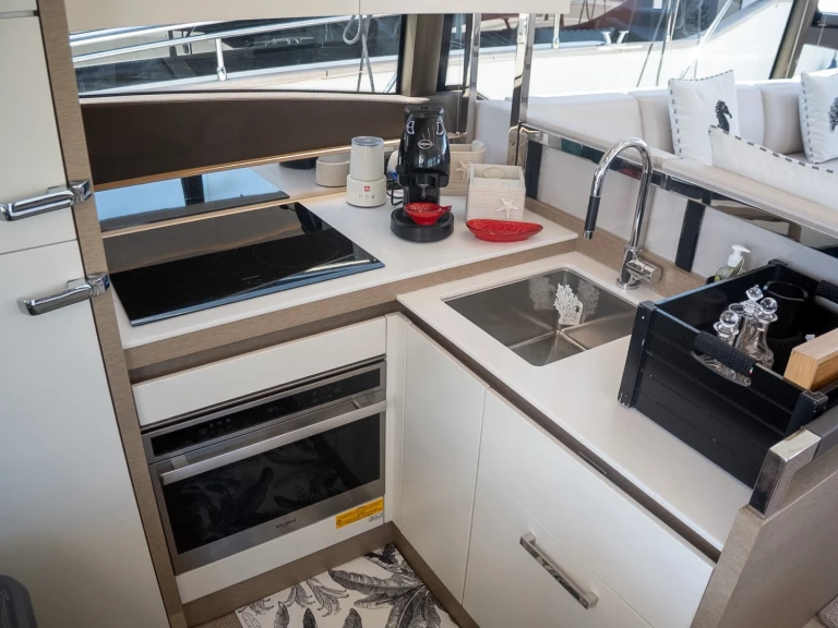 Alquiler de barcos Pozzuoli barato de Prestige 520 S