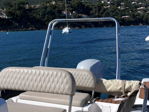 Alquiler de embarcaciones Tiger 620 pro Line  enLe Lavandou en Samboat