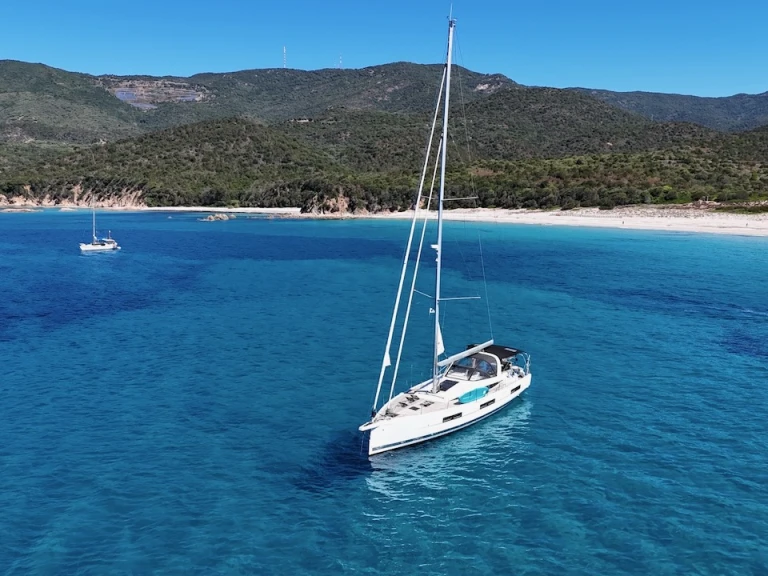 Alquiler Velero Jeanneau con o sin  título de navegación