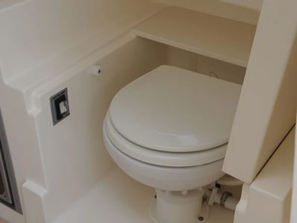 Alquiler Neumática en Calvi - Capelli Tempest 1000 WA