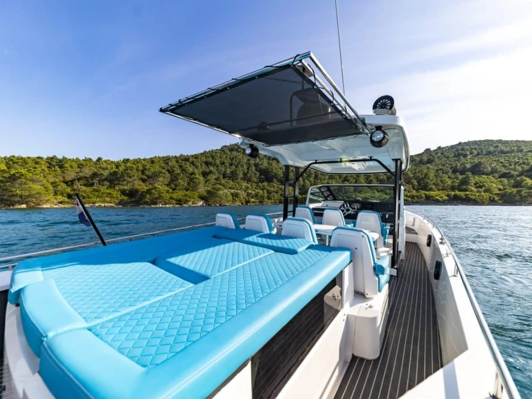 Alquiler Bol - Axopar Axopar 37 Sun-Top en SamBoat