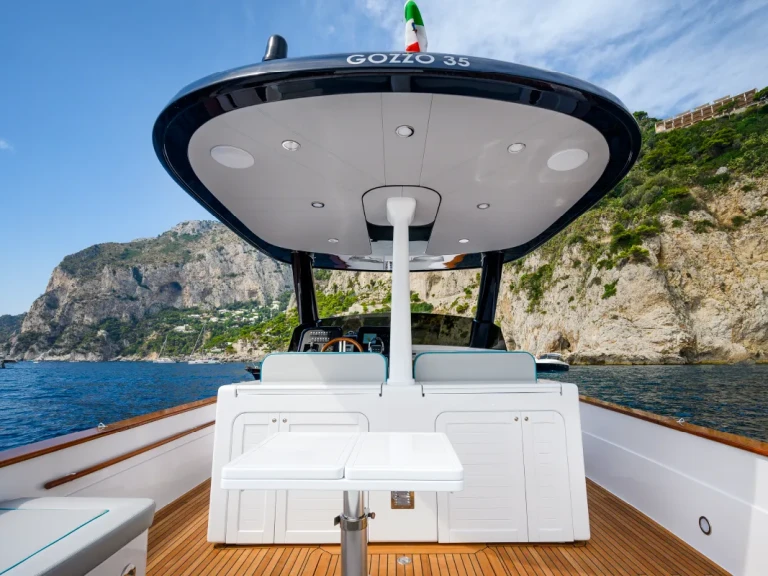 Gozzo Gozzo35 de alquiler a Antibes