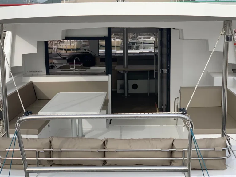 Catamarán para alquilar Ajaccio al mejor precio
