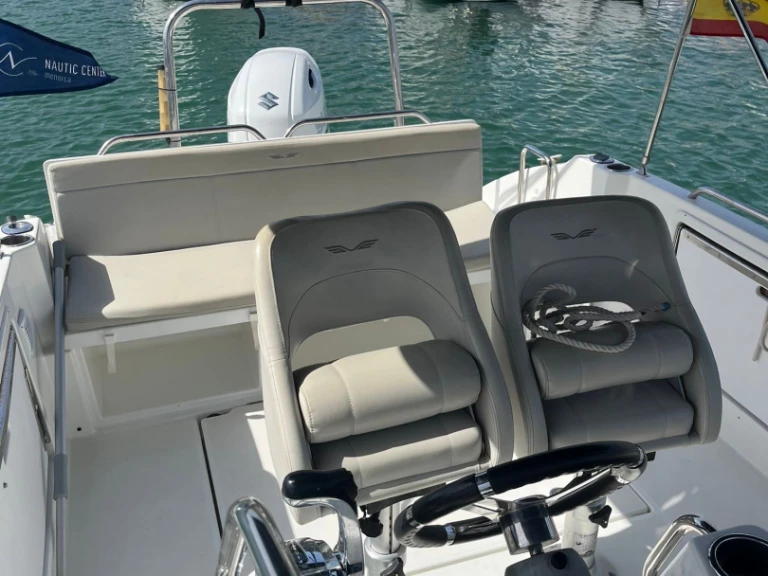 Alquiler de barcos Marina deportiva de Menorca barato de Flyer 7 SUNdeck
