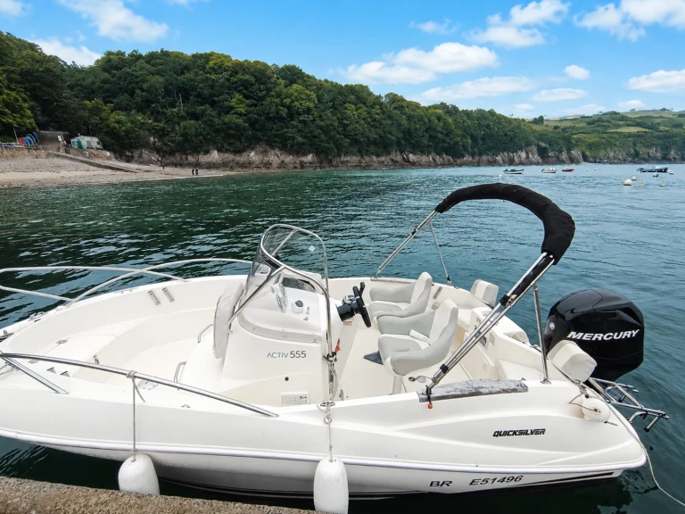 Alquiler de Quicksilver Activ 555 Open en Brest