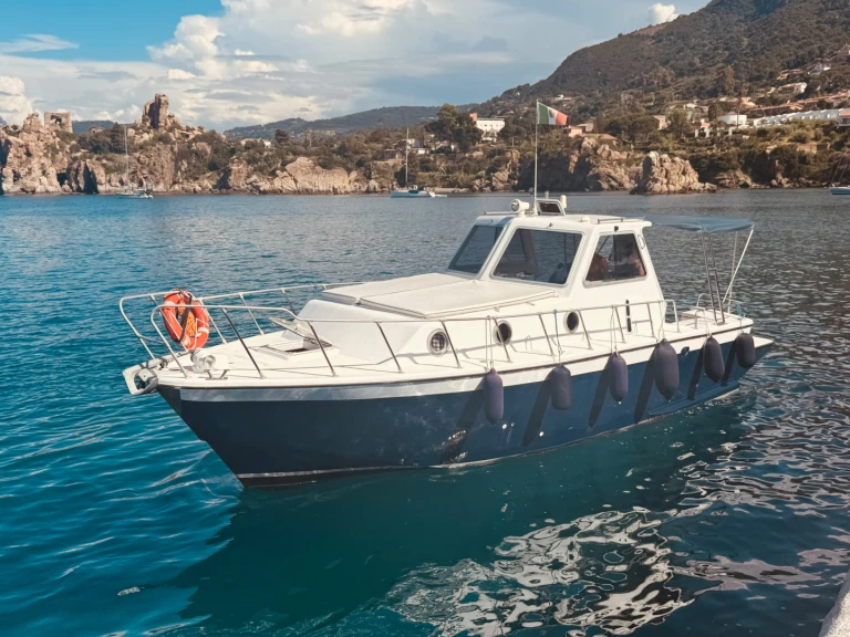 Alquiler de embarcaciones aztec Crestline enCefalù en Samboat