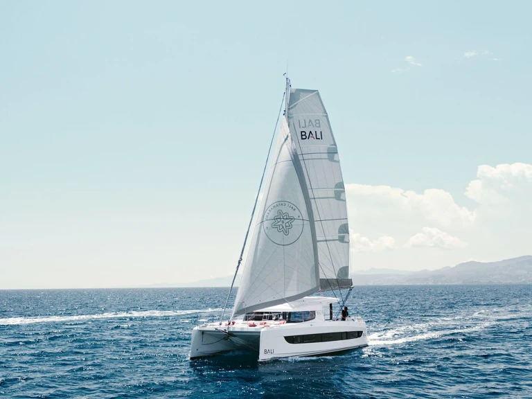 Catamarán para alquilar Ribishi al mejor precio