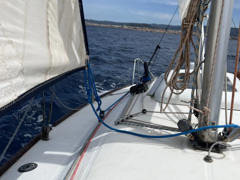 Alquiler Porto di Alghero - Bénéteau First 211 en SamBoat