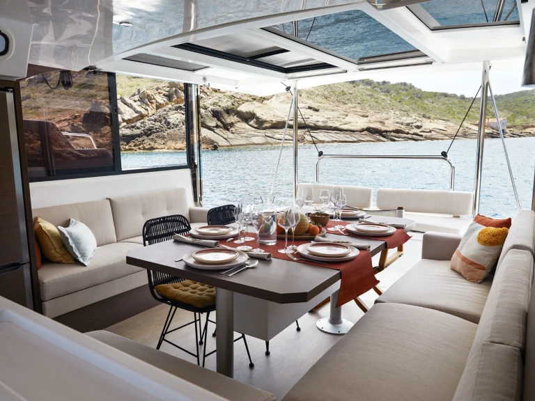 Catamarán para alquilar Ribishi al mejor precio