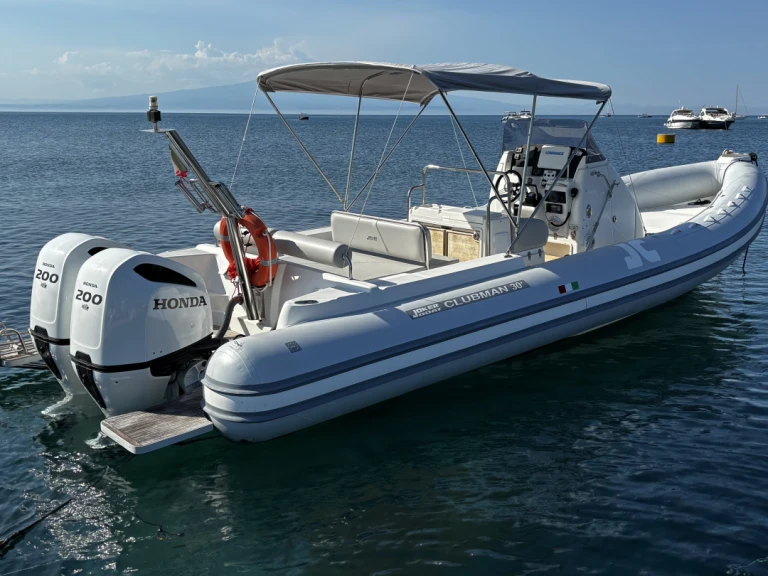 Alquiler de barcos Brucoli barato de Clubman 30