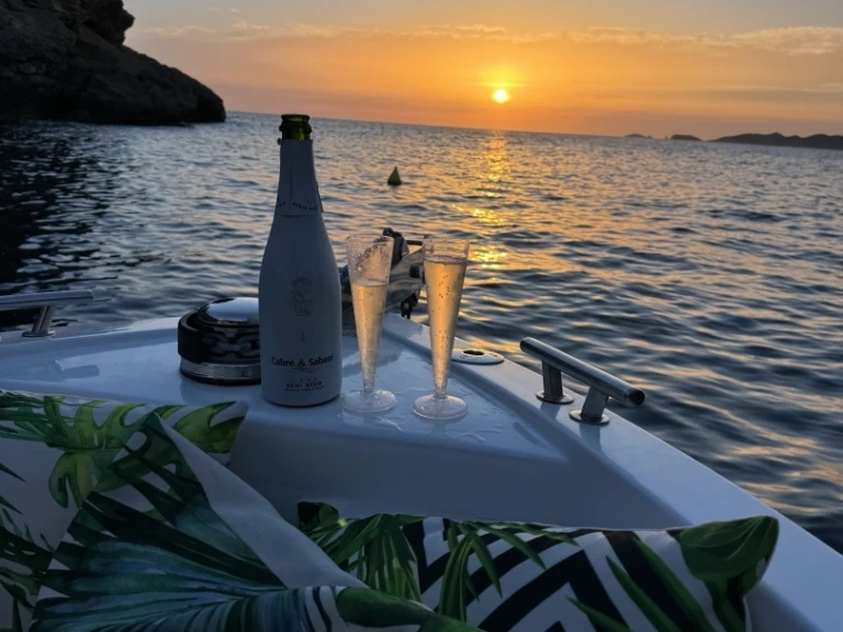 Alquiler de Lancha, con o sin patrón X-Yachts Sant Antoni de Portmany
